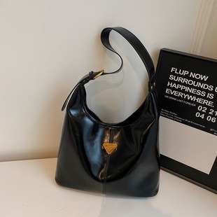 23s Black Patent Shell Bag Small Size High Quality Bags