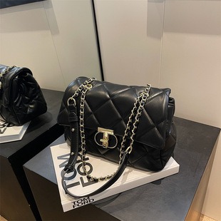 M13907 S1 26x20x5cm High Quality Bags