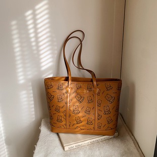 M13357 26x10x21cm High Quality Bags