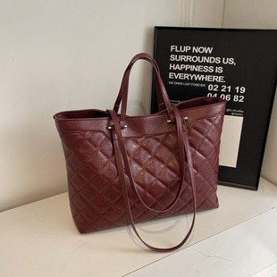 M13889 18x11x6.5cm High Quality Bags