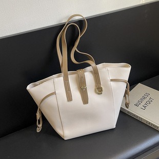 M12939 22x9x33cm High Quality Bags