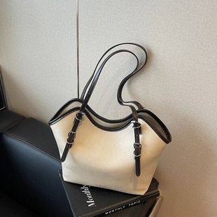 M81971 10x20x2cm High Quality Bags