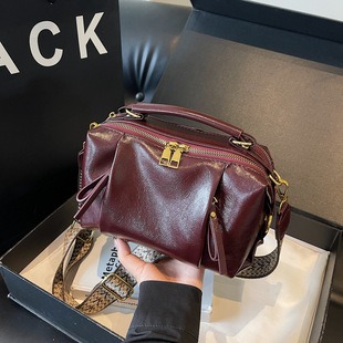 M14155 Rose Red 12x8x0.8cm High Quality Bags