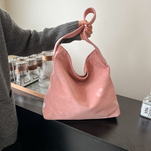 M81933. Zipper 10x20x2cm High Quality Bags