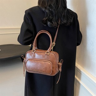 M20704 27x18x9cm High Quality Bags