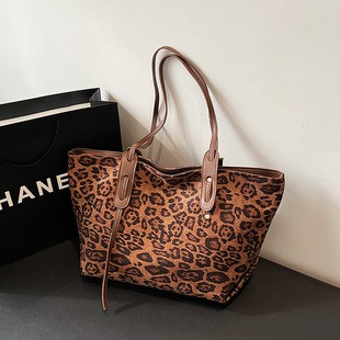 M46503 28x18x8cm High Quality Bags