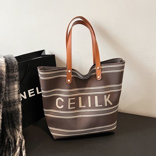 M46373 25x19x11.5cm High Quality Bags