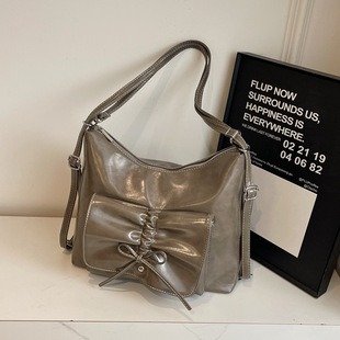 M57070 Black 19x22x14cm High Quality Bags