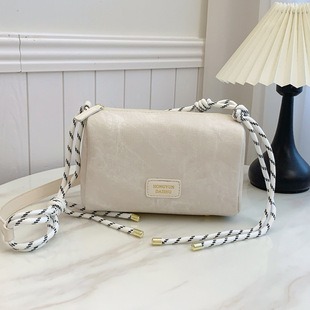 M46544 28x14x10cm High Quality Bags