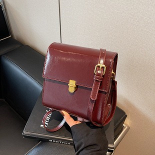 M62032 21x11x2cm High Quality Bags