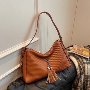 M46008 S1 24x17x8.5cm High Quality Bags