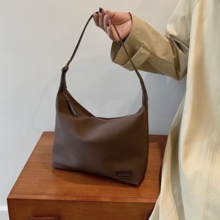 M41046 S5 33x23x15cm High Quality Bags