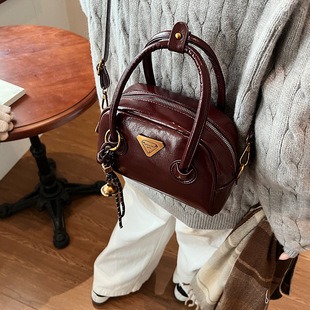 M82952 14.5x14x12cm High Quality Bags