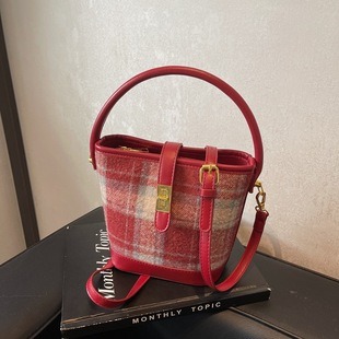 M47066 44x32x23cm High Quality Bags