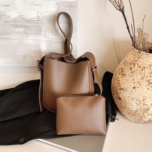 M25121 HH7 33x22.5x11cm High Quality Bags