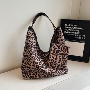 M83069 HH16 1 7.5x11.1x1cm High Quality Bags