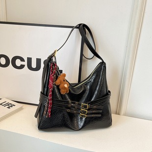 M41938 Leather buckle red 12X9cm High Quality Bags
