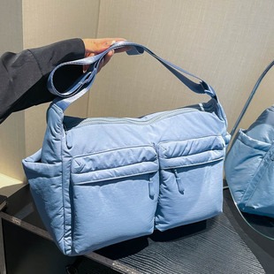 M82640 Black High Quality Bags