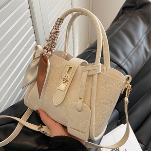 M80334 Blue 21x2.5x10cm High Quality Bags