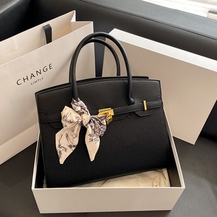 M11592 25x18.5x7cm High Quality Bags