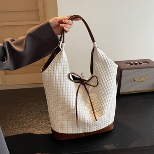 M11749 11x8.5x3.5cm High Quality Bags