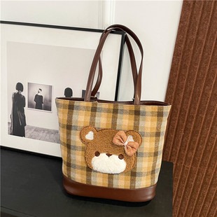 M12641 Red 28x15x16.5cm High Quality Bags
